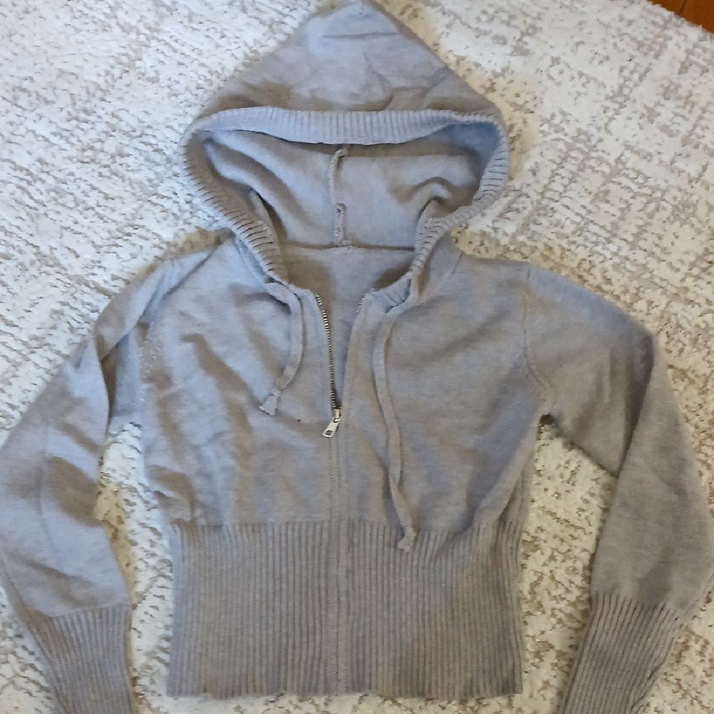 Cropped Gray Hooded Zip-Up Sweater